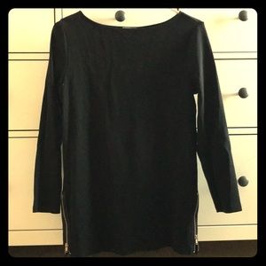3/4 sleeve Gap black shirt